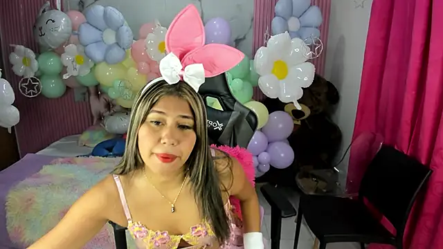 Mindy 19 online show from 03-31-26, 10:59