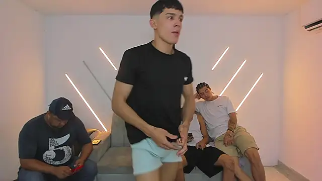 brutal sex room2k online show from 12-18-25, 12:44