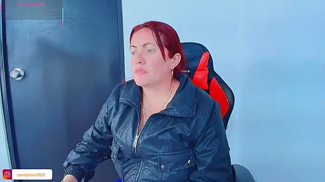 carolinhe  online show from 11-19-25, 07:58