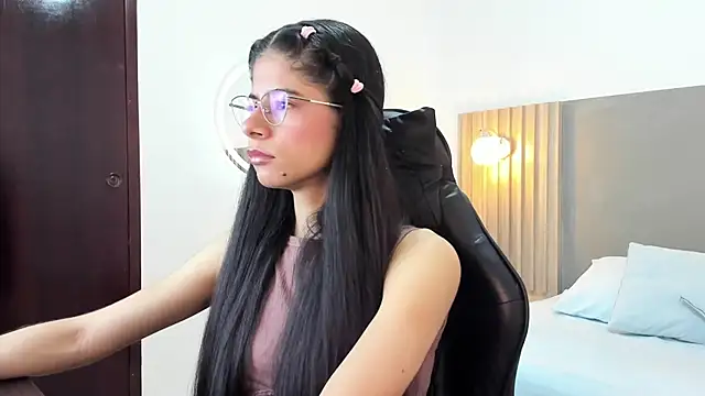 carlina 15 online show from 09-11-25, 12:16