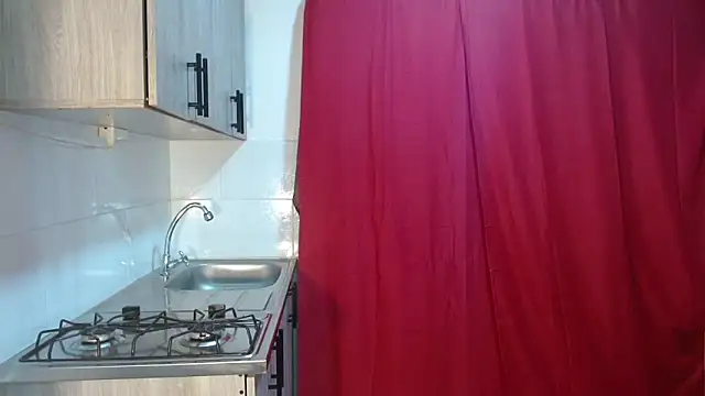 Snapshot of couple_vzl chatting on 09-18-25, 03:41 couple vzl online show from 09-18-25, 03:41