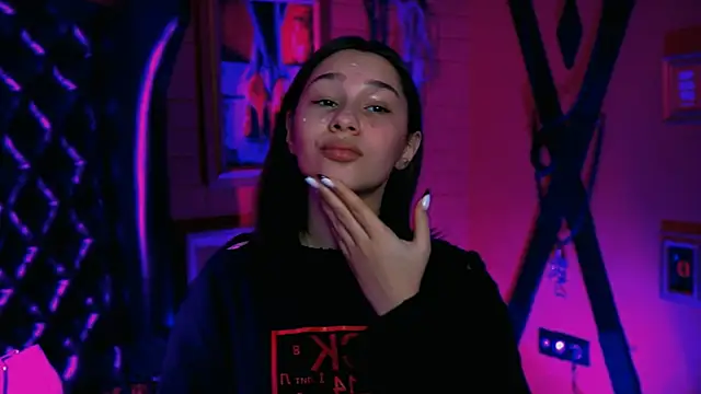 Snapshot of KimClarks_ chatting on 10-14-25, 01:23 KimClarks  online show from 10-14-25, 01:23