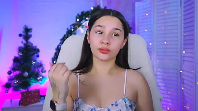 KimClarks  online show from 12-15-25, 01:15