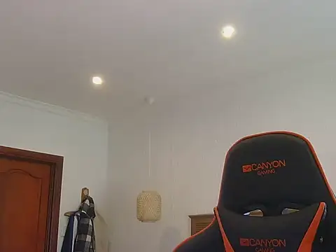 Snapshot of TroyDieselXXX chatting on 11-13-25, 06:34 TroyDieselXXX online show from 11-13-25, 06:34