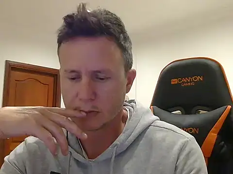 TroyDieselXXX online show from 04-13-26, 05:40