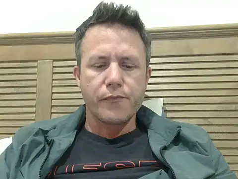 Snapshot of TroyDieselXXX chatting on 06-07-26, 06:22 TroyDieselXXX online show from 06-07-26, 06:22