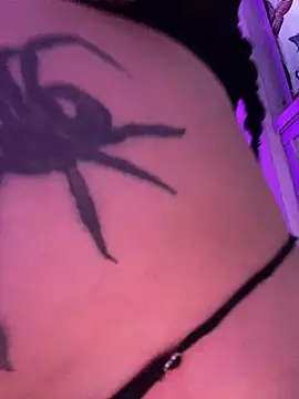 lucialauper  online show from 12-16-25, 12:37