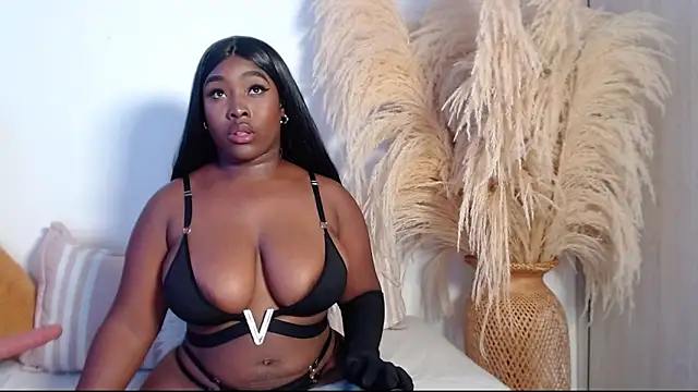 XYOMARAWILD online show from 10-13-25, 08:53