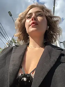 KellyKeler online show from 09-20-25, 12:28