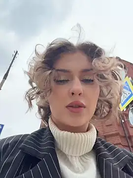 Snapshot of KellyKeler chatting on 02-18-26, 01:29 KellyKeler online show from 02-18-26, 01:29