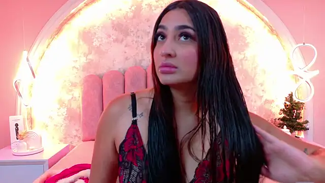 JasmineRhodes online show from 12-20-25, 01:18