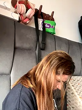 Snapshot of AllieYourGirl chatting on 10-09-25, 06:17 AllieYourGirl online show from 10-09-25, 06:17