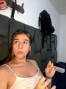 AllieYourGirl online show from 11-26-25, 11:39