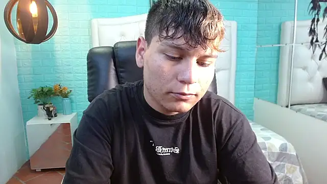 dondanys online show from 10-15-25, 07:36
