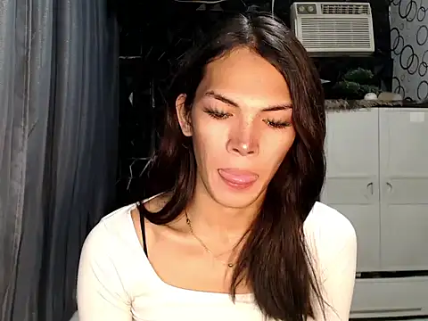 Snapshot of ladyhotcuming chatting on 07-05-26, 09:11 ladyhotcuming online show from 07-05-26, 09:11