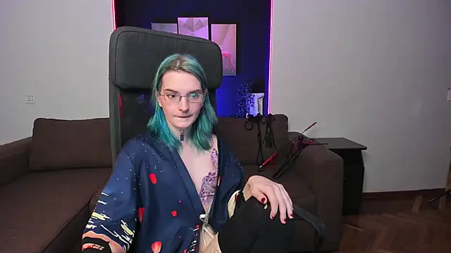 Snapshot of lika_haris chatting on 09-13-25, 09:03 lika haris online show from 09-13-25, 09:03