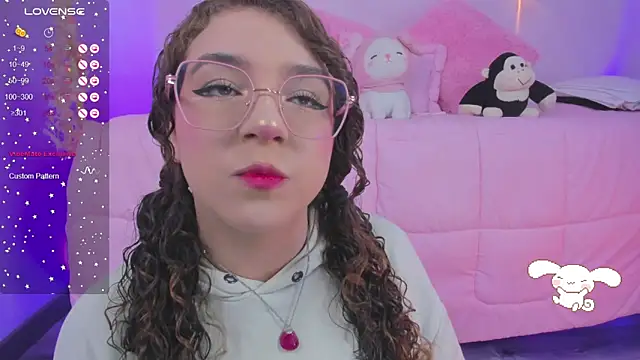 Snapshot of hannacutegod chatting on 09-14-25, 05:17 hannacutegod online show from 09-14-25, 05:17