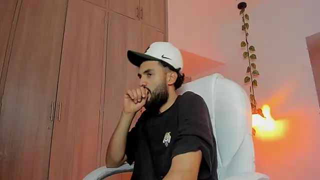 Snapshot of Ryan_Jackson_ chatting on 09-09-25, 11:26 Ryan Jackson  online show from 09-09-25, 11:26