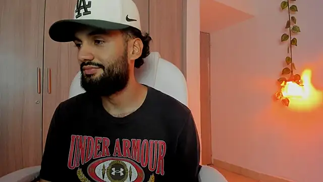 Snapshot of Ryan_Jackson_ chatting on 09-10-25, 11:38 Ryan Jackson  online show from 09-10-25, 11:38