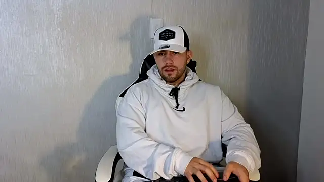 Ades Lowe online show from 09-24-25, 11:57