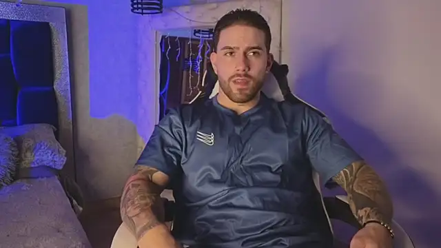 Ades Lowe online show from 11-10-25, 07:35