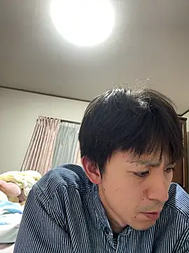 Snapshot of yuma0815 chatting on 09-19-25, 01:23 yuma0815 online show from 09-19-25, 01:23