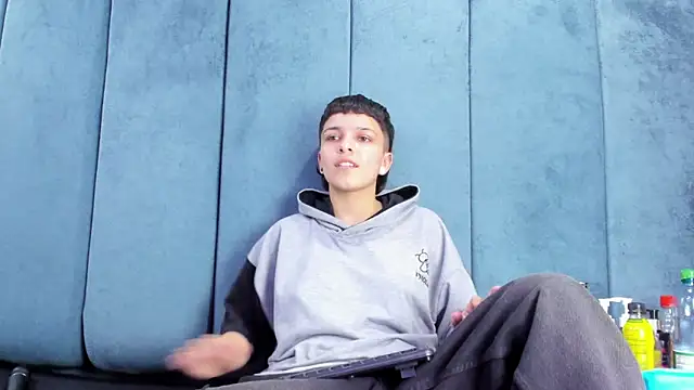 Megan Thompson  online show from 03-08-26, 02:15