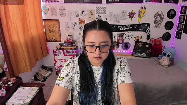 Cherry blush  online show from 03-15-26, 10:27