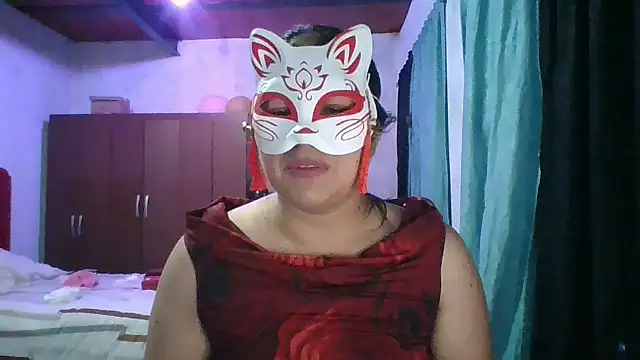 Snapshot of scarlett_widow_ chatting on 11-01-25, 02:46 scarlett widow online show from 11-01-25, 02:46