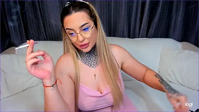 Bom Bon1 online show from 11-18-25, 06:01