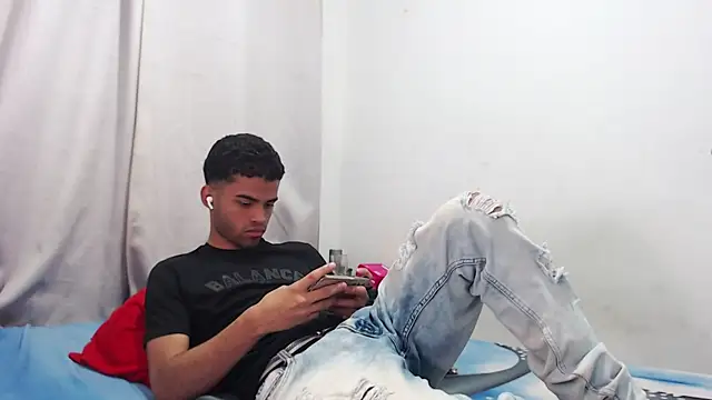 Snapshot of camillo_beischel_ chatting on 01-05-26, 08:01 camillo beischel online show from 01-05-26, 08:01