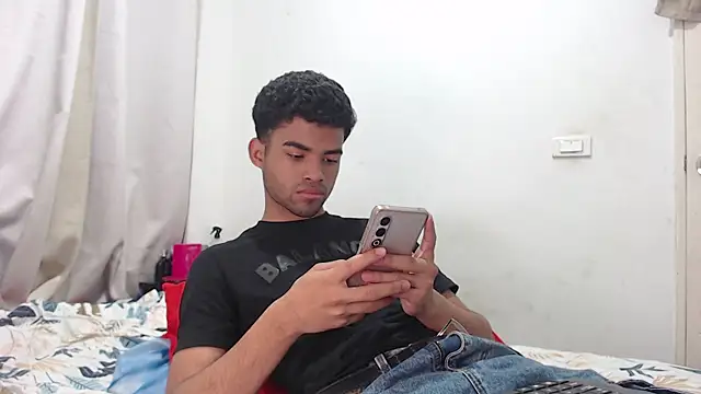 Snapshot of camillo_beischel_ chatting on 01-15-26, 07:06 camillo beischel online show from 01-15-26, 07:06