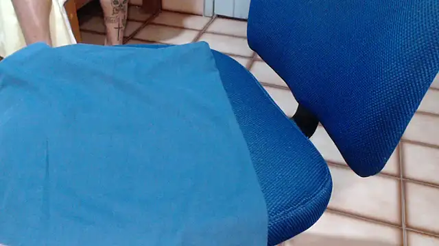 Stronggsexy online show from 12-17-25, 10:27