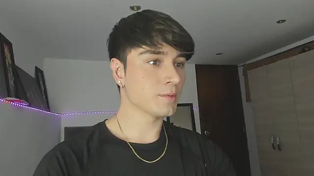 stevve 14 online show from 10-31-25, 02:34