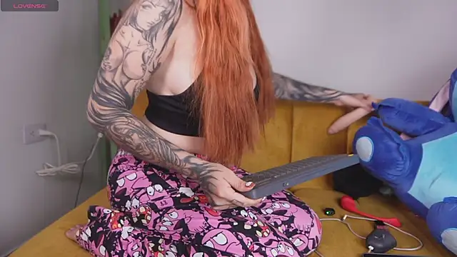 YunoRose  online show from 03-28-26, 03:50