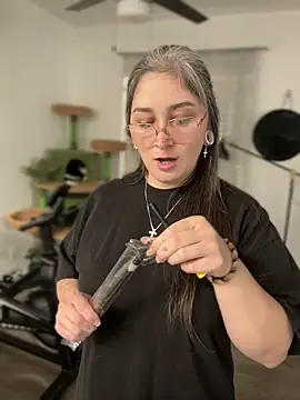 Alix Valentine online show from 02-06-26, 09:18