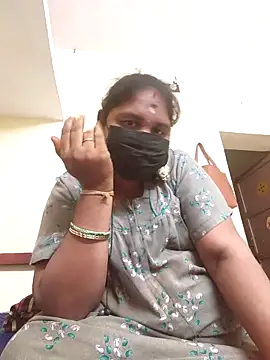 Snapshot of Villageanuty chatting on 09-19-25, 01:12 Villageanuty online show from 09-19-25, 01:12