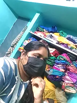 Villageanuty online show from 04-07-26, 09:21