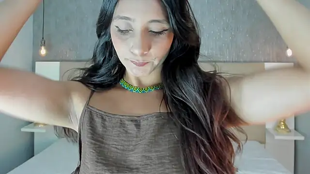 Snapshot of SamayRyann chatting on 07-16-26, 01:50 SamayRyann online show from 07-16-26, 01:50