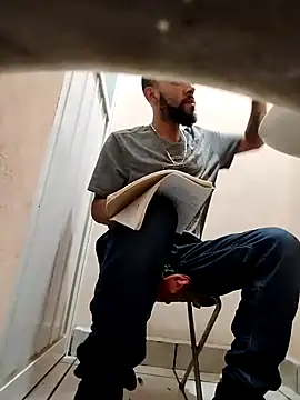 Snapshot of wolfsexmxn chatting on 09-21-25, 07:54 wolfsexmxn online show from 09-21-25, 07:54