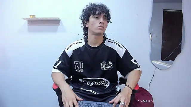 JackesTaylor online show from 09-22-25, 04:47