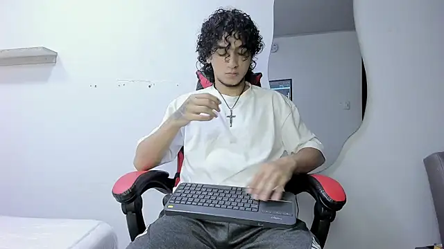 JackesTaylor online show from 11-14-25, 04:44