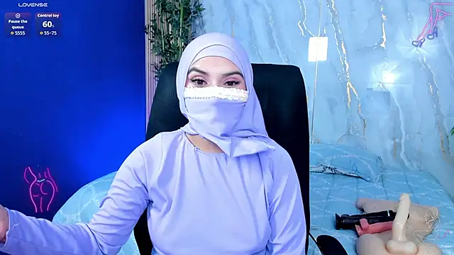 Snapshot of malek_zark2 chatting on 10-19-25, 01:17 malek zark2 online show from 10-19-25, 01:17