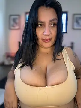 victoria amatista  online show from 02-12-26, 03:29