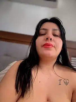 Snapshot of victoria_amatista_ chatting on 07-05-26, 03:30 victoria amatista online show from 07-05-26, 03:30