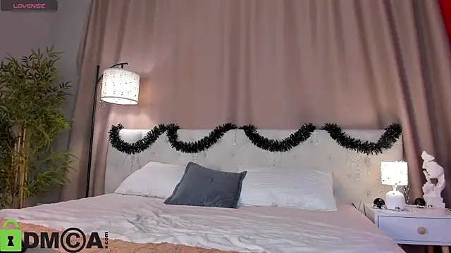 Snapshot of Skelerata chatting on 12-02-25, 01:11 Skelerata online show from 12-02-25, 01:11