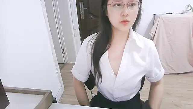 Snapshot of 98bunny chatting on 05-24-26, 01:49 98bunny online show from 05-24-26, 01:49