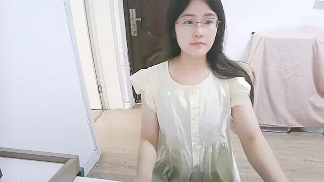 Snapshot of 98bunny chatting on 05-26-26, 02:29 98bunny online show from 05-26-26, 02:29