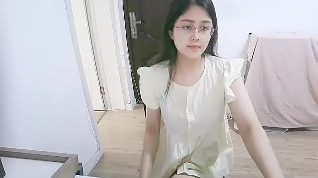 Snapshot of 98bunny chatting on 07-16-26, 02:28 98bunny online show from 07-16-26, 02:28