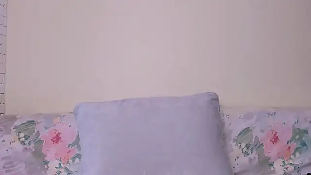 Elle Pearl  online show from 03-28-26, 06:24